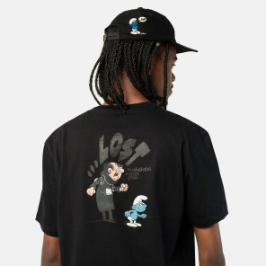 Camiseta Lost Smurfs Gargamel Shadow Preto