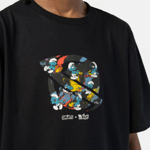 Camiseta Lost Smurfs Saturn Preto